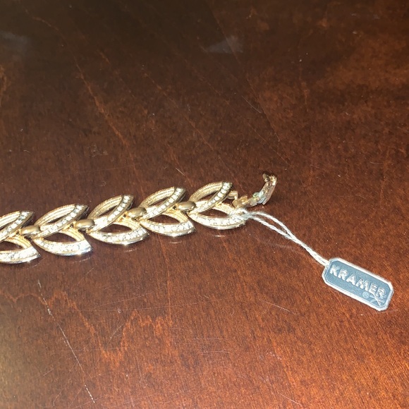 Vintage Kramer Bracelet - Picture 8 of 14